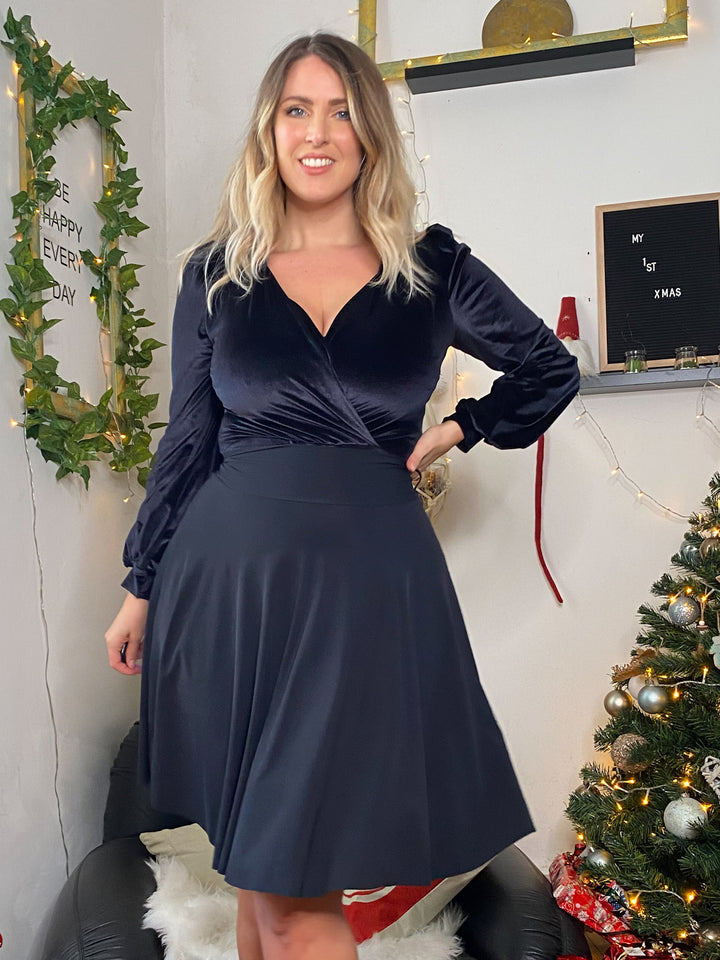 Midi Skirt - BLACK Sculpt