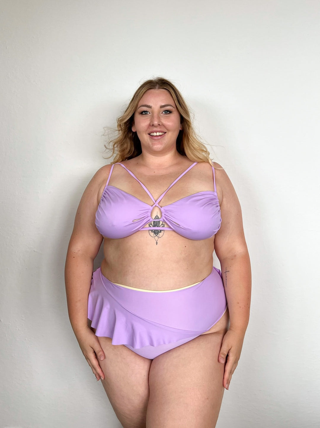 “AS YOU WANT ME” Triangle Bra - Lilac